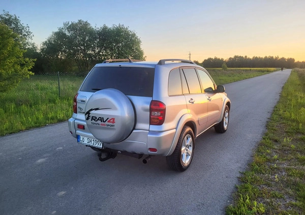 Toyota RAV4 cena 19900 przebieg: 226000, rok produkcji 2004 z Piekary Śląskie małe 497